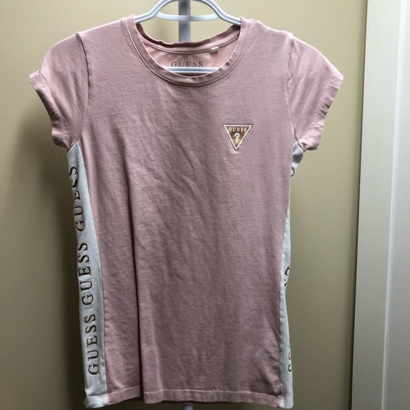 Guess tshirt - Picture 1 of 2